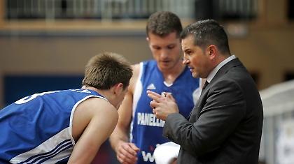 Ζούρος: «Συγκέντρωση και προσοχή…»