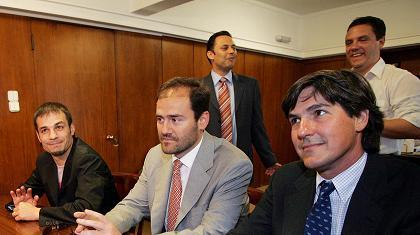 «ΑΕΚ δικέφαλη, όχι ακέφαλη»