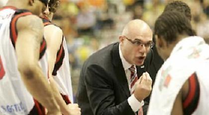 Ο Σπάχια στον πάγκο της Βαλένθια