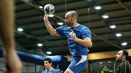 «Καμπάνα» στον Ζαραβίνα