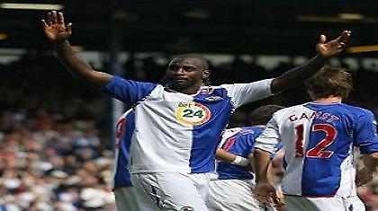 Ανανέωσε ο Ρόμπερτς