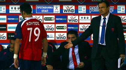 ΠΑΝΙΩΝΙΟΣ: Επεισόδιο Χούτου με τον βοηθό του Λίνεν