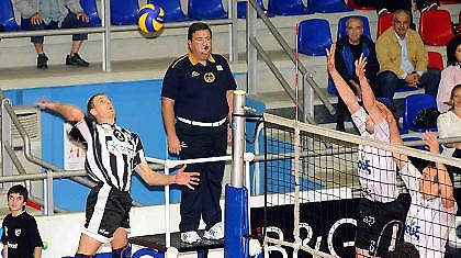 Άνετη νίκη για ΕΑΠ