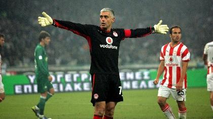 Τον αφήνει πίσω…