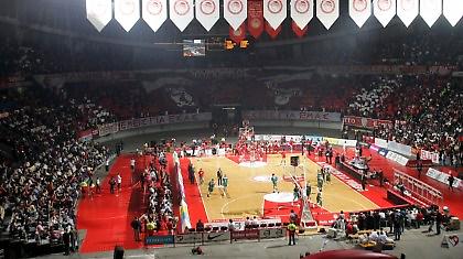 Νέο παρκέ στο ΣΕΦ