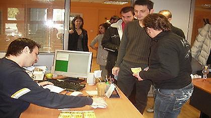 Α1: 'Παροξυσμός' για ένα εισιτήριο