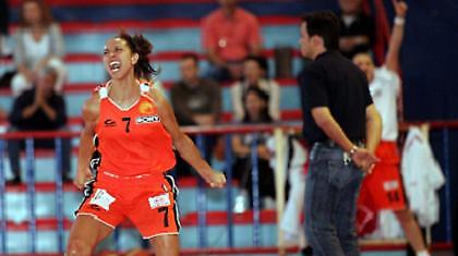 Στον Αθηναϊκό ο «εμφύλιος»