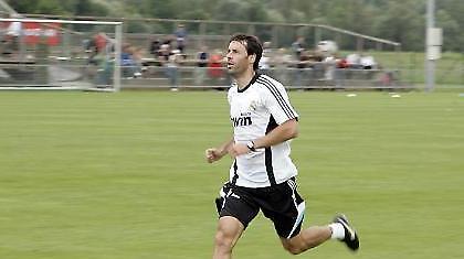 Δεν γλιτώνει το νυστέρι ο Φαν-Γκολ