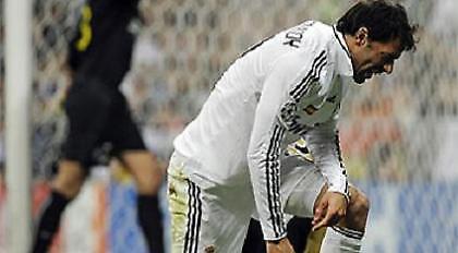 Χάνει τη σεζόν ο Φαν Νίστελροϊ