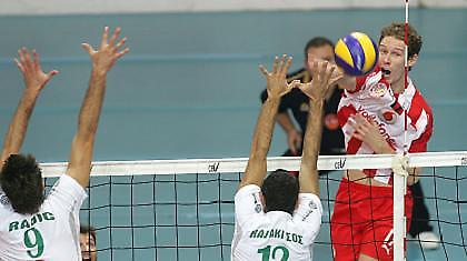 Κορυφαίοι Ερνάντεζ, Ούρναουτ