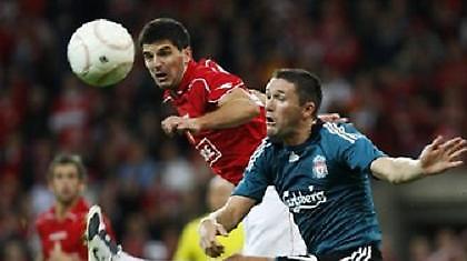 Jupiler League: Τεστ για Σταντάρ