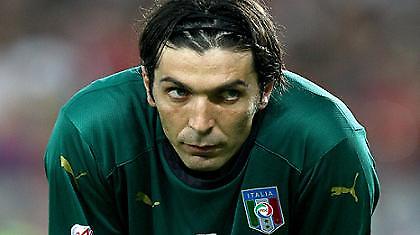 «Δεν υπάρχει πρόταση για τον Μπουφόν»