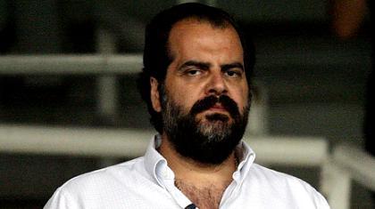 Τους «έτριξε» τα δόντια ο Πατέρας!