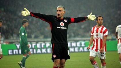 «Προάγγελος» ανανέωσης Νικοπολίδη