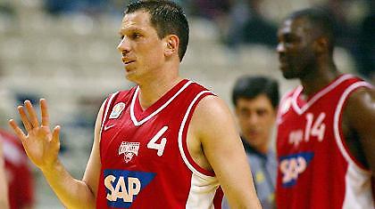 Επιστρέφει στον Ολυμπιακό ο Μπουντούρης