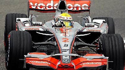 Πιστός στην McLaren ο Χάμιλτον