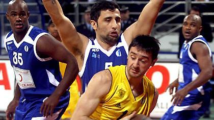 Τρία στα τρία ο Άρης