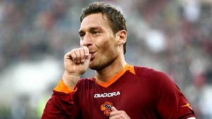 Τότι: «Νέος Μέσι ο Μενέζ»