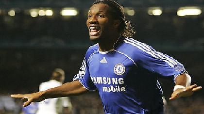 Ανταλλαγή Αντριάνο-Ντρογκμπά;