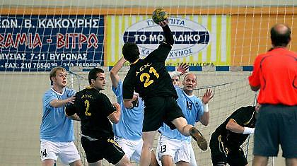 Ντέρμπι σε τρία μέτωπα…