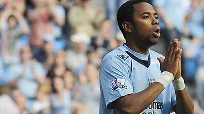 Ρομπίνιο: «Οι αμυντικοί κλωτσάνε!»