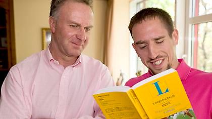 Ρουμενίγκε: «Υπόσχομαι πως θα μείνει ο Ριμπερί»