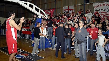 Καλές γιορτές με κατοστάρα