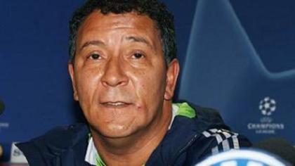 Τεν Κάτε: «Δεν είναι Μαραντόνα ο Εντόι»