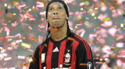 Ροναλντίνιο: «Μπορούμε να πάρουμε το πρωτάθλημα»