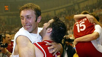 Παπαλουκάς: «Γύρισα για να πάρω τίτλους»