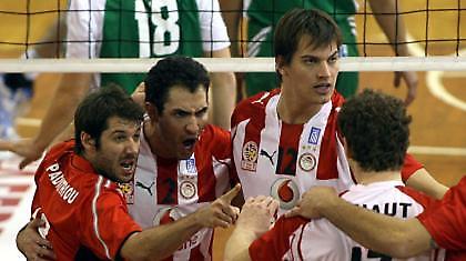 «Ερυθρόλευκο» πάρτι!