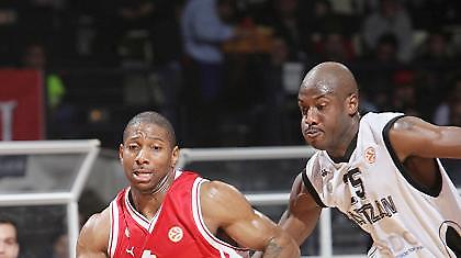 Στη Βοϊβοντίνα ο Κάμινγκς