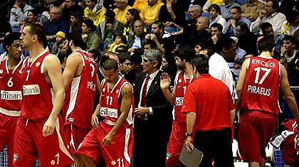 Πάλι καλά που δεν έχασε και τη διαφορά