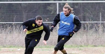 ΑΡΗΣ: Με πίστη και… Λαμπριάκο στην Τούμπα