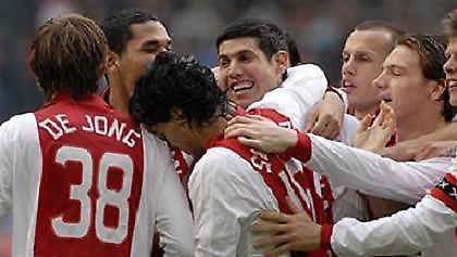 Eredivisie: Ακάθεκτη η Άλκμααρ, από κοντά ο Άγιαξ