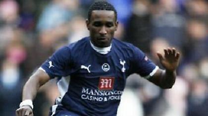 Premier League: Ο... επαγγελματίας Ντεφόε