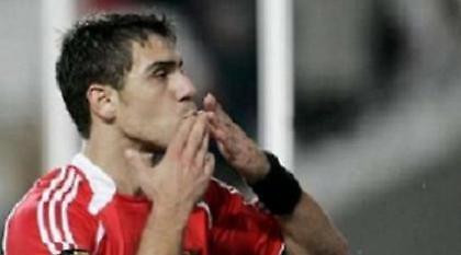 «Παράθυρο» εξόδου για Κατσουράνη