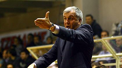 Ομπράντοβιτς: «Οι αντίπαλοί μας έχουν προβάδισμα»