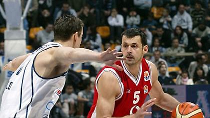 Στην Μπόσνα ο Οβτσινα