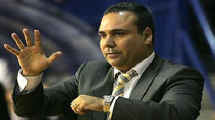 Φλεβαράκης: «Κρίμα να έχουμε προβλήματα και μεταξύ μας»