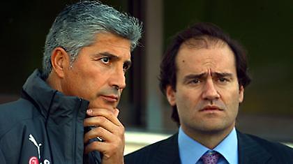 Την ομάδα την σκέφτεται κανείς;