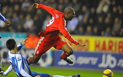 Premiership: Νέα γκέλα για Λίβερπουλ