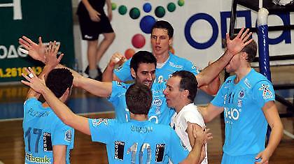 Εύκολη πρόκριση για Ηρακλή