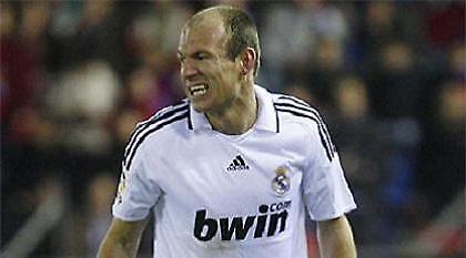 Ίωση ο Ρόμπεν, «πονοκέφαλος» για Ρεάλ