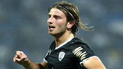 ΠΑΟΚ: Ανανεώνουν Μαλεζάς, Κοντρέρας, Σνάουτσνερ