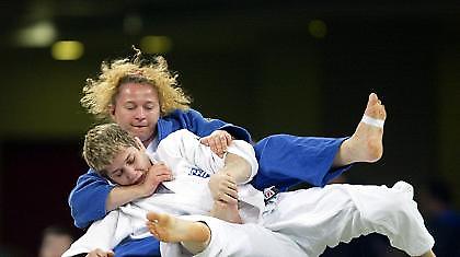 Μετάλλιο για την Μπουκουβάλα