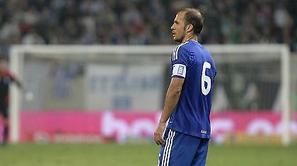 Μπασινάς: «Δεν ζήτησα τίποτα από την ΑΕΚ»