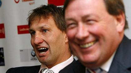 «Τέλος» από την Πόρτσμουθ ο Άνταμς, αναλαμβάνει ο Χαρτ