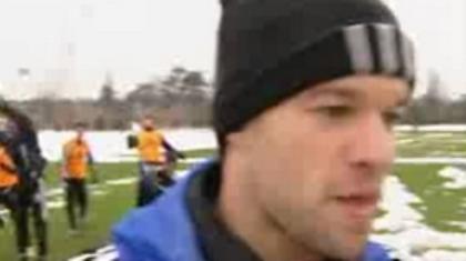 Επίθεση με χιονόμπαλες στον Μπάλακ!