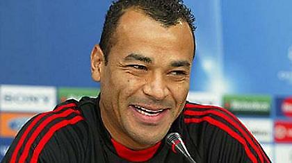 Καφού: «Ο Άλβες είναι διάδοχός μου»